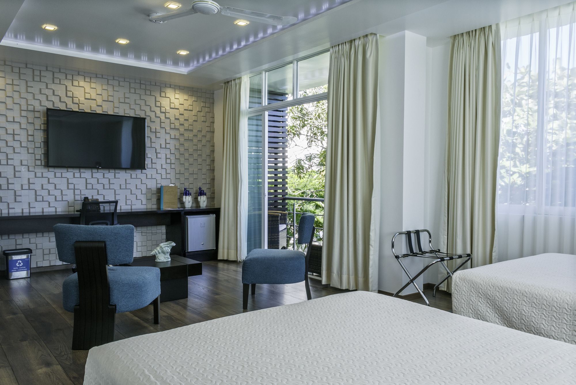 Ikala Galapagos Hotel Puerto Ayora  Zewnętrze zdjęcie