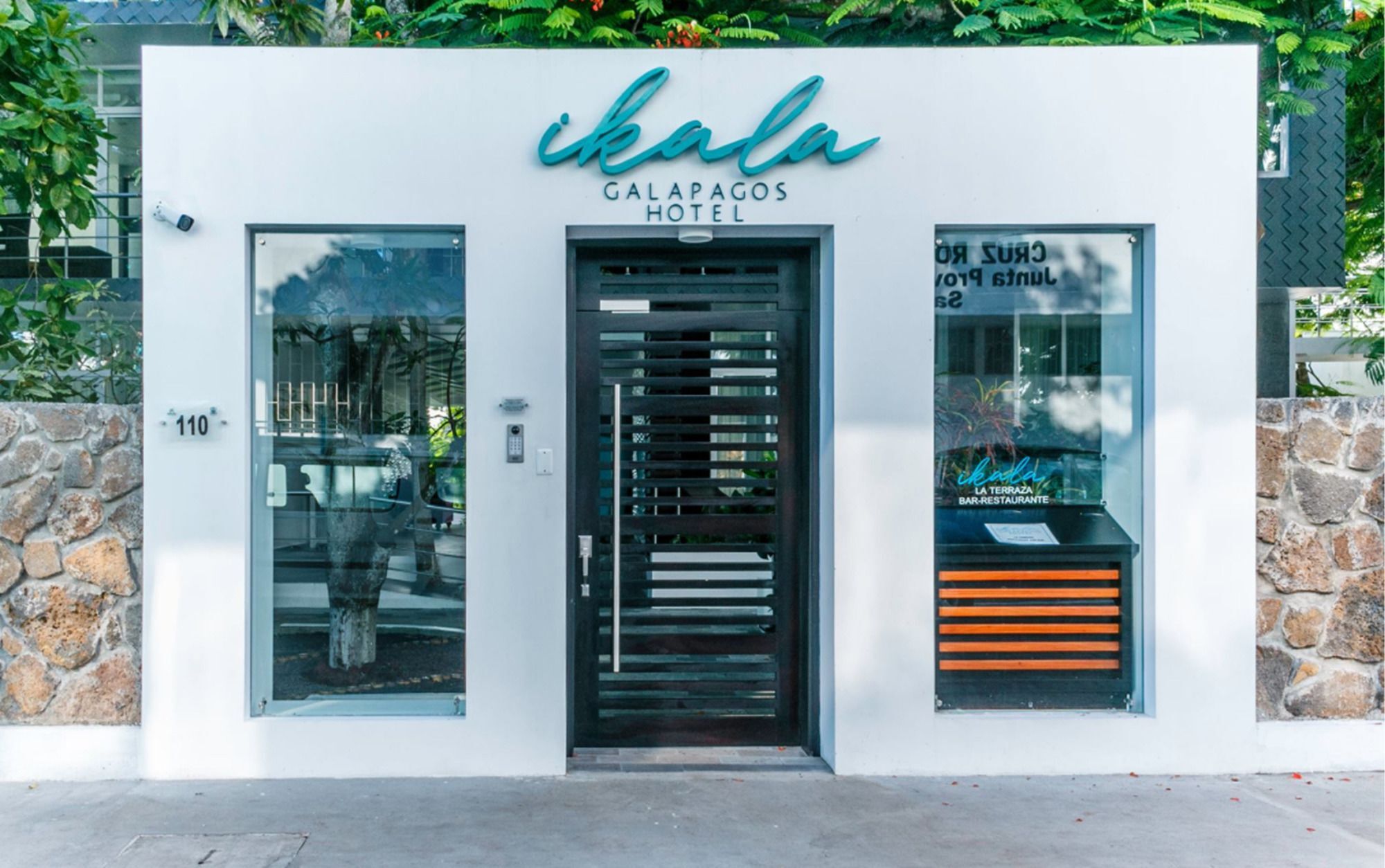 Ikala Galapagos Hotel Puerto Ayora  Zewnętrze zdjęcie